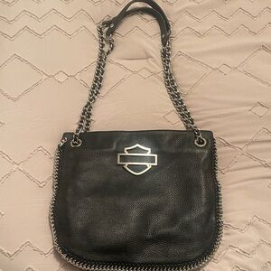 Harley-Davidson Black Leather Shoulder Bag with Chain Accents
